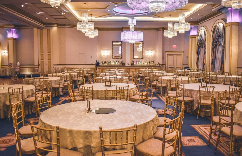 Venue Map and Parking Info: What to Write So Guests Arrive on Time